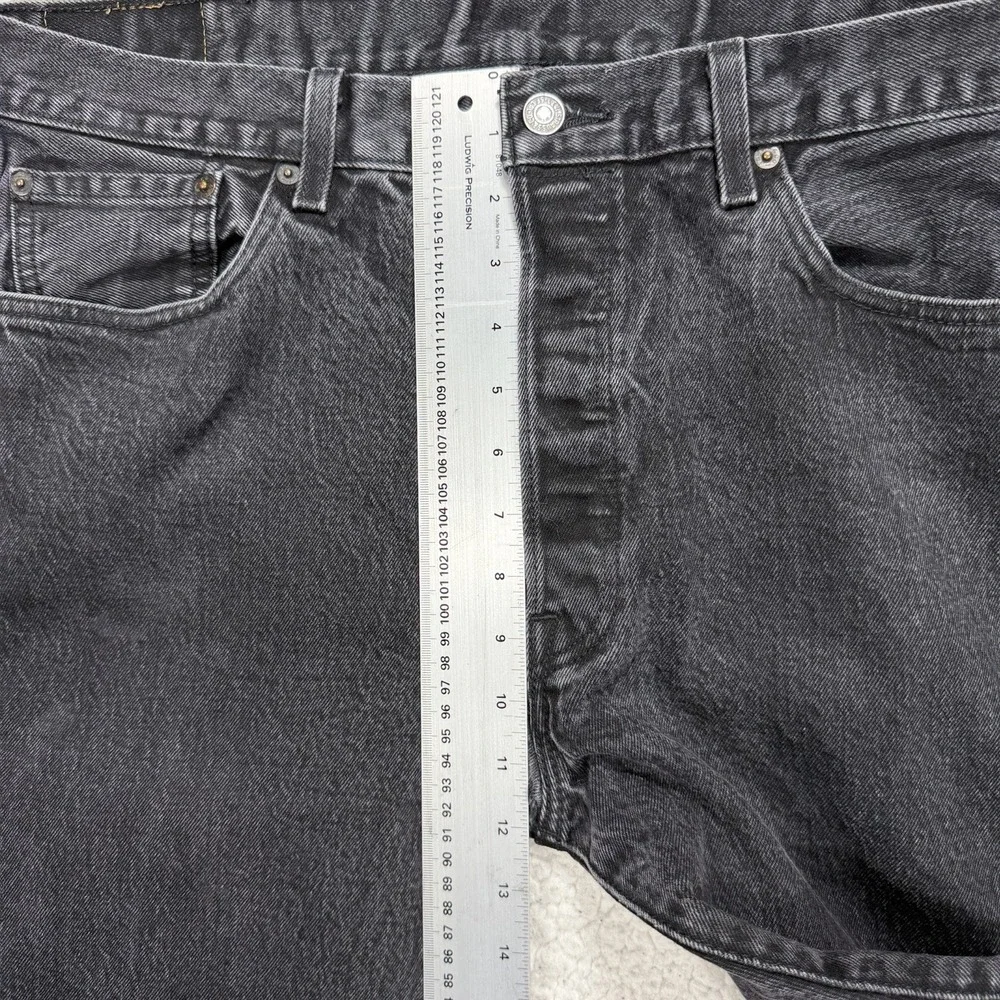 Levis streetwear grunge